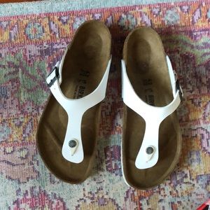 Birkenstock Gizeh size 42 (11 - 11.5)